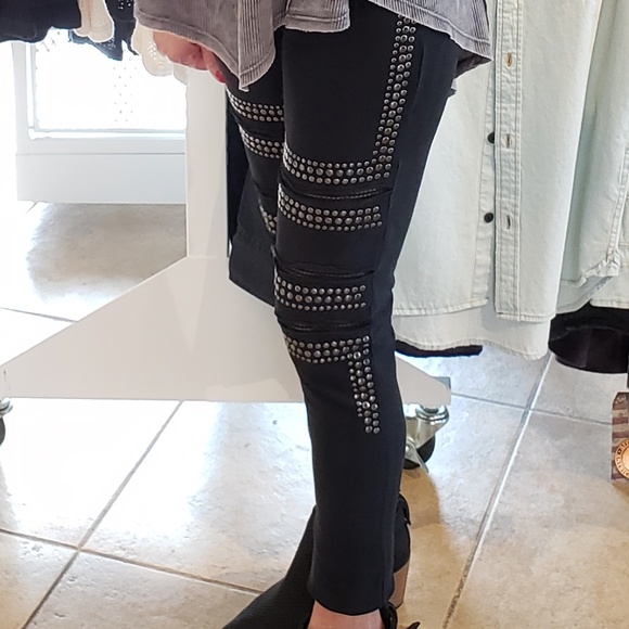 Black Vocal Mesh and Studded Leggings - Picture 5 of 6